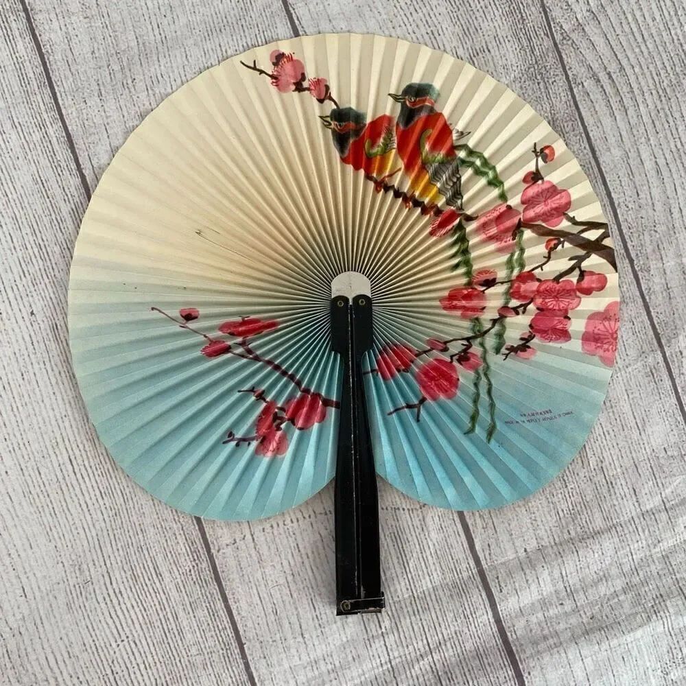 Vintage 1990’s bird/floral print accordion fan w/black handle & loop closure
